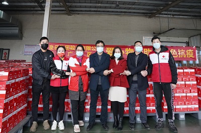 暖冬行動丨皇氏集團捐贈20萬元營養(yǎng)物資與百色人民共渡疫情關！